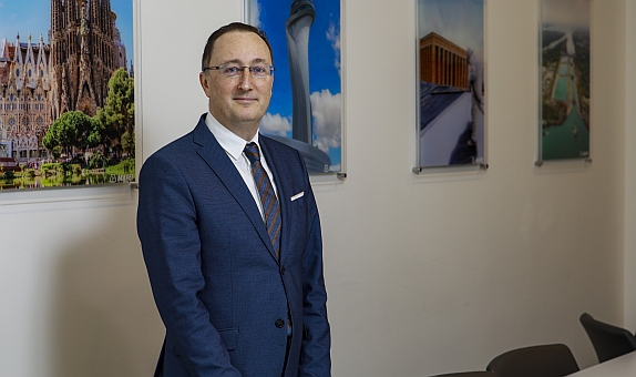 Yılın Profesyoneli: Mapei Yapı Kimyasalları Genel Müdürü Selman Tarmur Yılın Profesyoneli: Mapei Yapı Kimyasalları Genel Müdürü Selman Tarmur