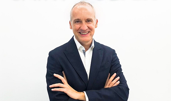 Saint-Gobain Türkiye'nin Yeni CEO'su Aykut Aydoğan Oldu Saint-Gobain Türkiye'nin Yeni CEO'su Aykut Aydoğan Oldu