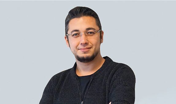 Yeniden, Yepyeni... Yeniden, Yepyeni...