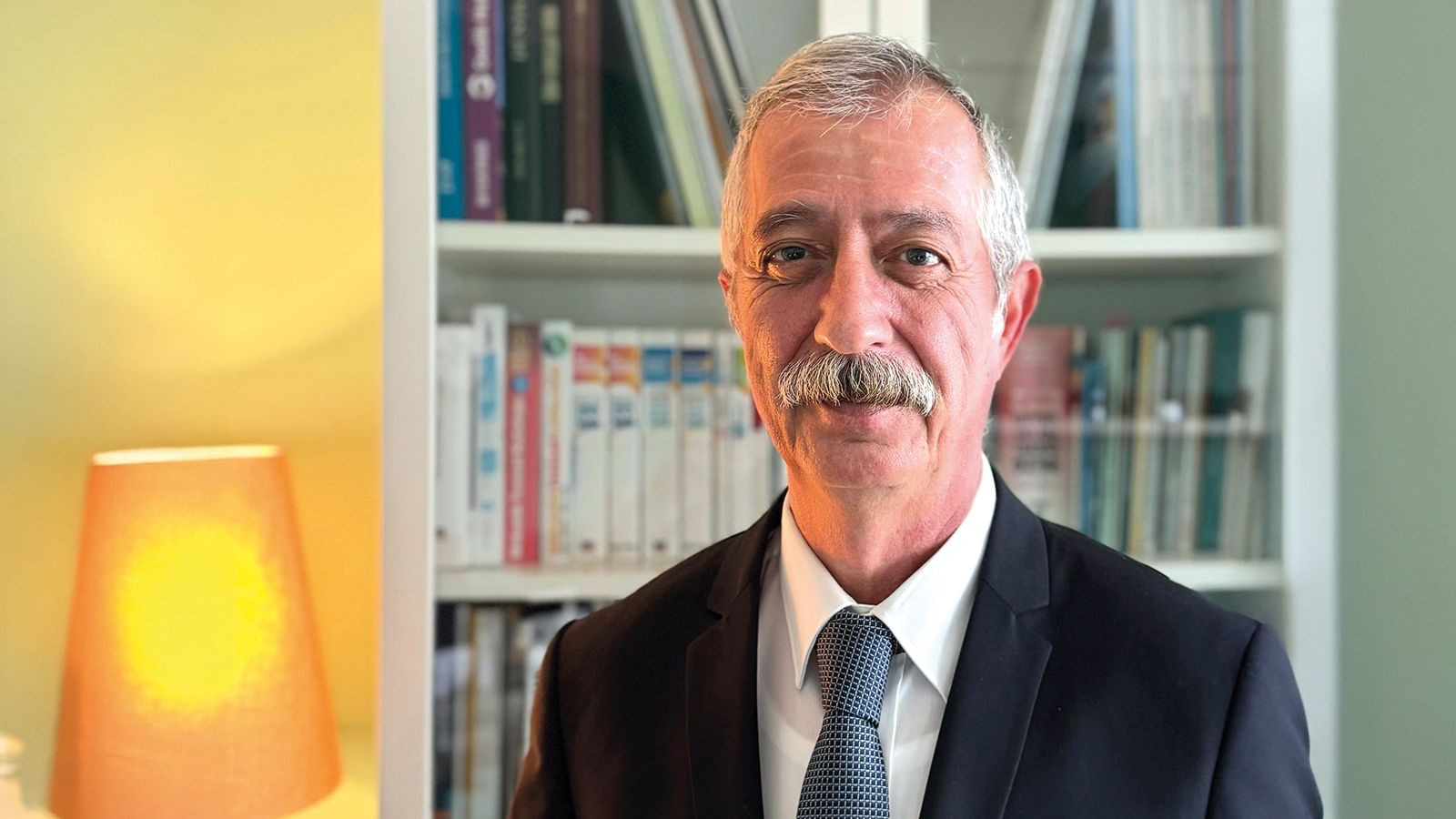 "Büyüyen Ama Kazanamayan Bir Sektör: Yalıtım" "Büyüyen Ama Kazanamayan Bir Sektör: Yalıtım"