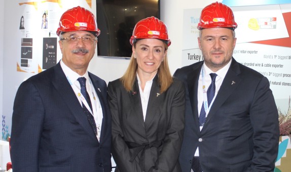 Yapı Sektöründe Hedef 20 Milyar Dolar Yapı Sektöründe Hedef 20 Milyar Dolar