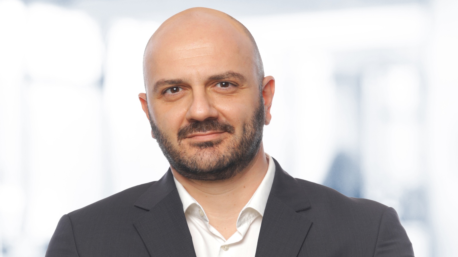 İzocam'da Üst Düzey Görev Değişimi: Kerem Kürklü, Genel Direktörlüğe Atandı