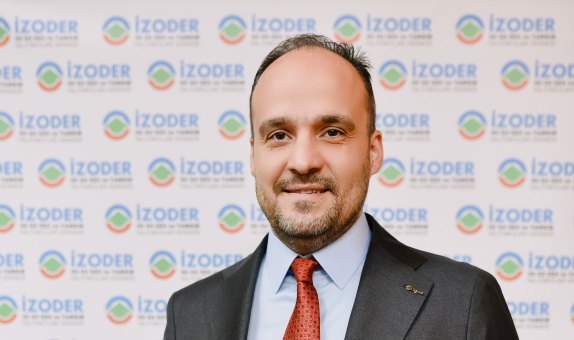 İZODER Başkanı Emrullah Eruslu: "Yapılarımızın Güvenliği için Su Yalıtımı Uygulamalarını Yaygınlaştırmalıyız" İZODER Başkanı Emrullah Eruslu: "Yapılarımızın Güvenliği için Su Yalıtımı Uygulamalarını Yaygınlaştırmalıyız"