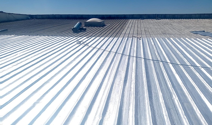 Metal Çatılarda Korozyona ve Yalıtım Sorunlarına Kalıcı Çözüm