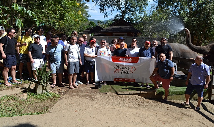 Nimeçatı, 2024'ün Son Seyahatini Chiang Mai'ye Düzenledi Nimeçatı, 2024'ün Son Seyahatini Chiang Mai'ye Düzenledi