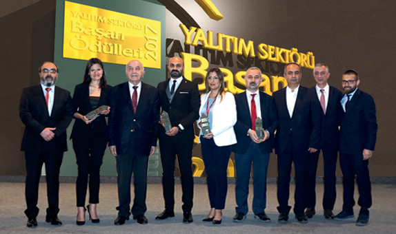 Ödüller Sahiplerini Buldu Ödüller Sahiplerini Buldu
