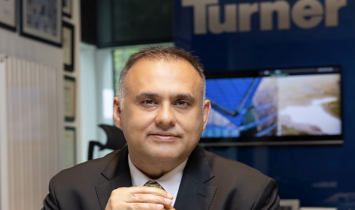 Turner International 60 Yaşında Turner International 60 Yaşında