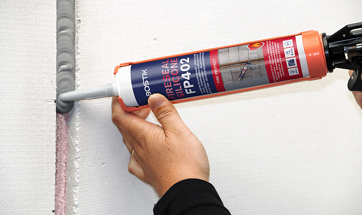 Yangına Geçit Vermeyen Güçlü Koruma: Bostik FP402 FireSeal Silicone Yangına Geçit Vermeyen Güçlü Koruma: Bostik FP402 FireSeal Silicone