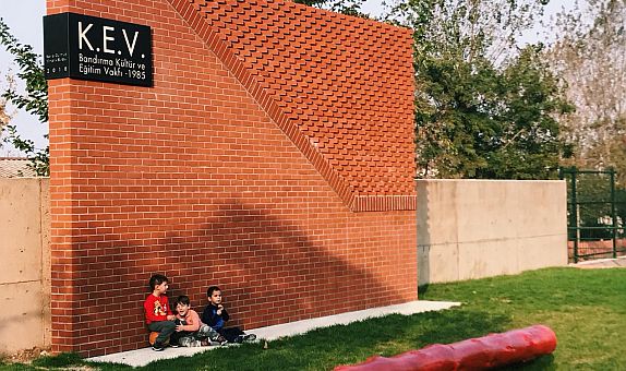 Bandırma KEV Koleji için Işıklar Koruması