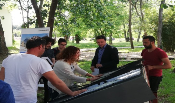 ÇATIDER'den Geleceğin Mimarlarına Yatırım ÇATIDER'den Geleceğin Mimarlarına Yatırım