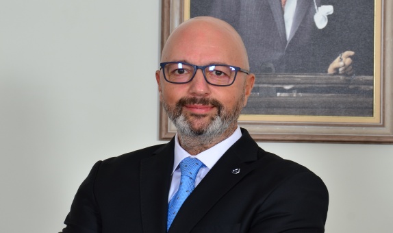 Aktaş Holding İcra Kurulu Başkanı İskender Ulusay: 'Sektöre Değer Katacak Yeni Çözümlere Odaklanmayı Hedefliyoruz' Aktaş Holding İcra Kurulu Başkanı İskender Ulusay: 'Sektöre Değer Katacak Yeni Çözümlere Odaklanmayı Hedefliyoruz'