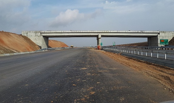 Gebze- İzmir Otoyolu Projesi Yol Şantiyesinde Kullanılan Ürünler Gebze- İzmir Otoyolu Projesi Yol Şantiyesinde Kullanılan Ürünler