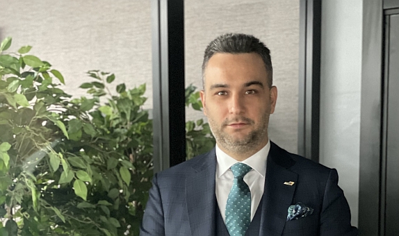 Austrotherm Türkiye Genel Müdürü Selçuk Vanlı: "Aldığımız Ödül Sayesinde Farkındalık Yaratmış Olduğumuzu Bilmek Gurur Verici" Austrotherm Türkiye Genel Müdürü Selçuk Vanlı: "Aldığımız Ödül Sayesinde Farkındalık Yaratmış Olduğumuzu Bilmek Gurur Verici"