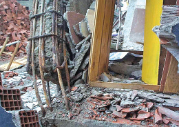 Deprem, Su Yalıtımsız Binalarda Büyük Yıkıma Yol Açıyor