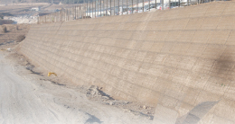 Tekno Maccaferri Enerji Santrali Yeşil İstinat Duvarı Uygulaması